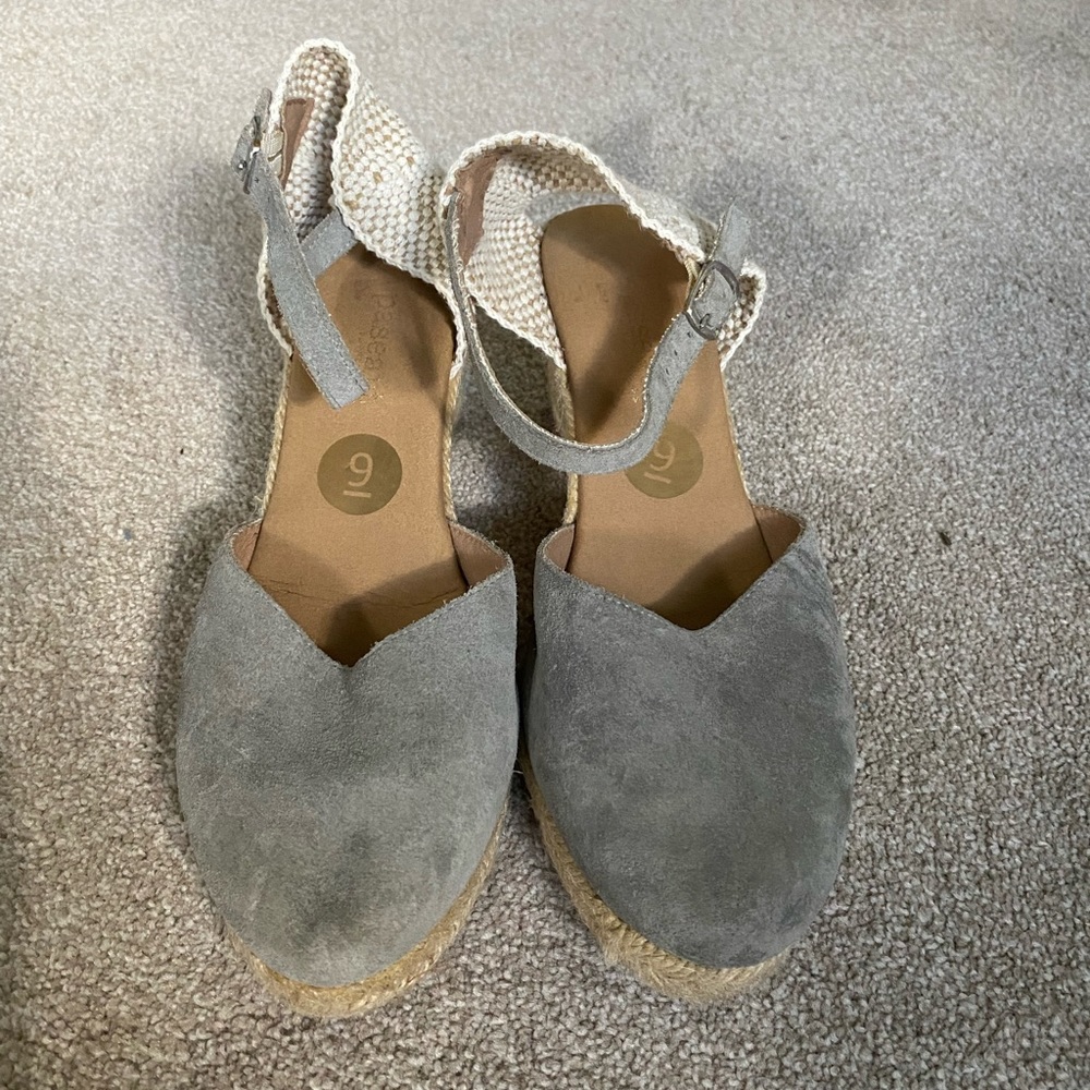 Passant Espadrille Wedges